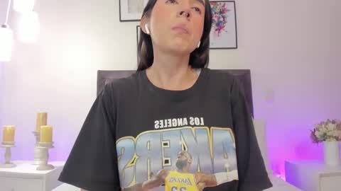 Helen  online show from March 30, 1:22 pm