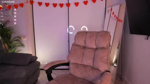 Helen online show from February 26, 3:33 pm