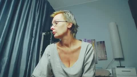 Helga online show from March 9, 9:57 pm