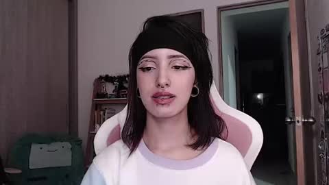 cher online show from January 19, 4:12 am