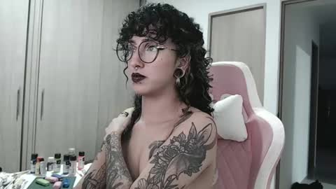 cher online show from February 8, 11:02 pm