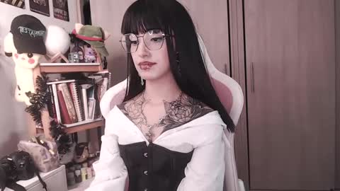 cher online show from October 11, 11:40 pm