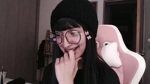 cher online show from February 24, 12:16 am