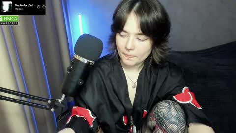 Red online show from November 23, 6:31 pm