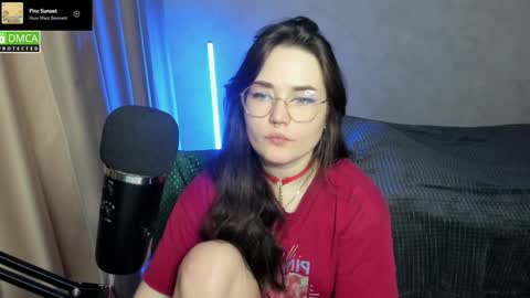 Red online show from January 31, 6:14 pm