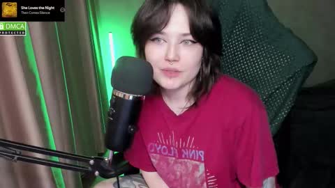 Red online show from February 10, 8:12 pm