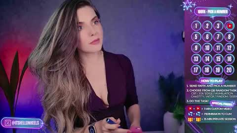 Snapshot of hell_on_heels_ chatting on September 28, 9:20 pm - show loyalty and subscribe - online show from September 28, 9:20 pm