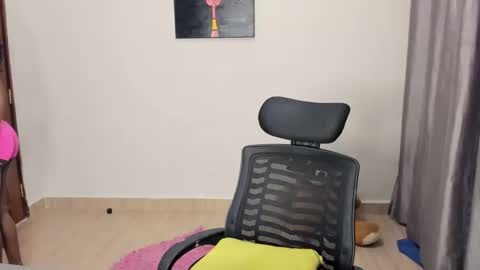 Sandy online show from January 17, 2:18 am