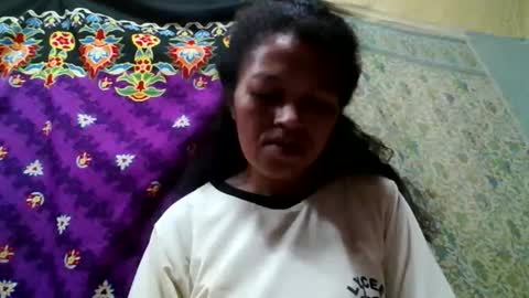 henitsaldy online show from March 12, 7:00 am