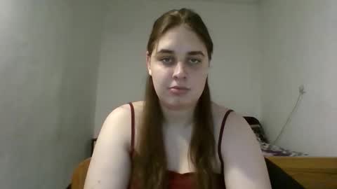 Snapshot of hess_luna_ chatting on September 30, 10:43 am hess_luna_ online show from September 30, 10:43 am