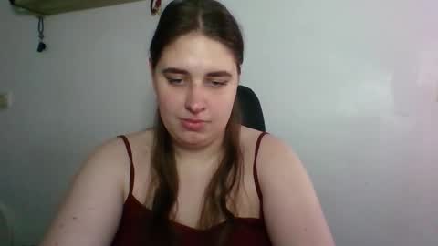 Snapshot of hess_luna_ chatting on October 20, 9:12 am hess_luna_ online show from October 20, 9:12 am