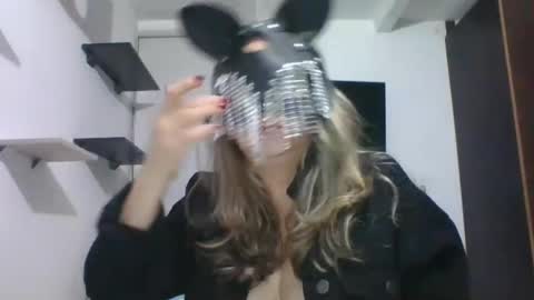 Snapshot of hetairita chatting on January 26, 4:41 am hetairita online show from January 26, 4:41 am
