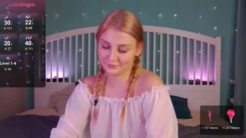 hey_cassie online show from October 2, 3:17 pm