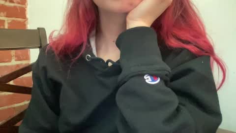 Snapshot of heybluebabe chatting on January 31, 5:30 am Blue  online show from January 31, 5:30 am