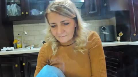 Heyheygrey online show from March 9, 2:21 pm