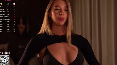 My name is Mira. Please say hello I like to chat with you. If you have requests or dirty talk please use tip online show from February 10, 4:52 am