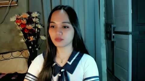 hilarymolly online show from March 26, 3:19 am