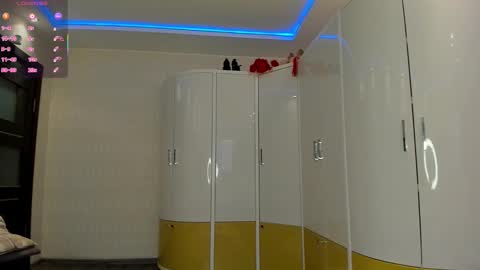 Leya Day Mary Night   PvT Open online show from February 9, 9:44 am