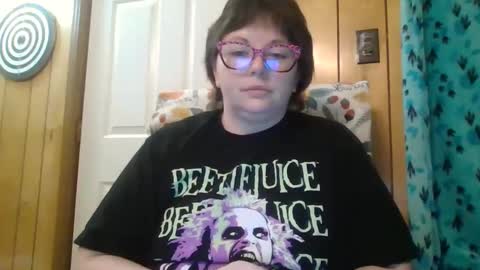 Snapshot of hippihope420 chatting on February 17, 6:42 am Bella online show from February 17, 6:42 am