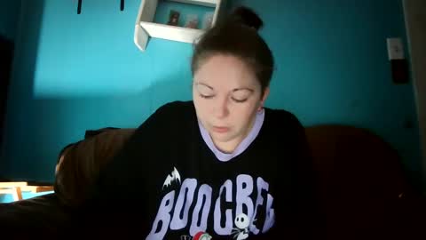 Snapshot of hippihope420 chatting on September 23, 11:52 am Bella online show from September 23, 11:52 am