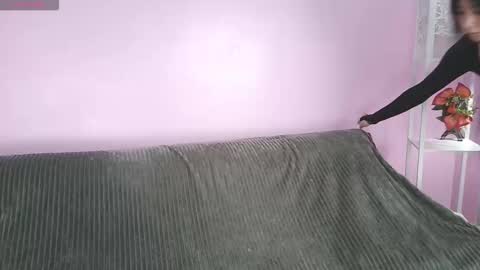 hiyakasudere_ online show from November 25, 7:04 pm