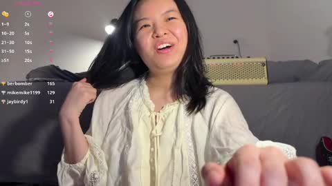 amy online show from April 21, 2:51 am