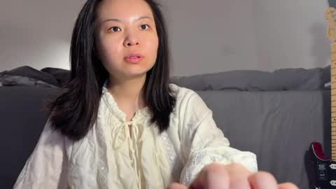 amy online show from April 21, 1:42 am