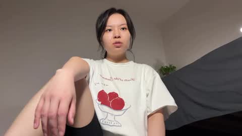 Snapshot of hola_sunflower chatting on September 13, 2:25 pm amy online show from September 13, 2:25 pm