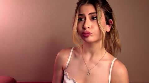 Moni Monica online show from October 27, 12:33 pm