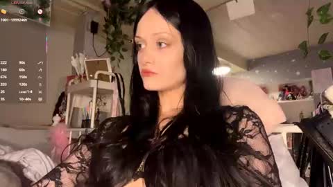 Ava online show from June 22, 8:28 pm