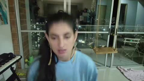 hollyshit_ online show from September 23, 12:09 am