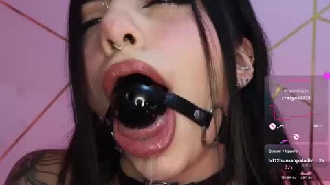 holly online show from March 18, 12:15 am