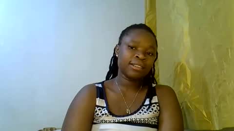 holy_ebony online show from May 31, 8:32 pm