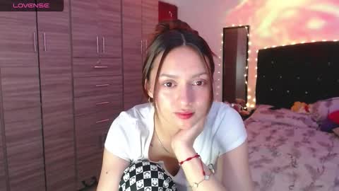 Juli online show from September 13, 4:09 am