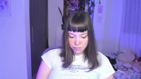Snapshot of honey_hoe chatting on December 21, 2:41 am Lau online show from December 21, 2:41 am