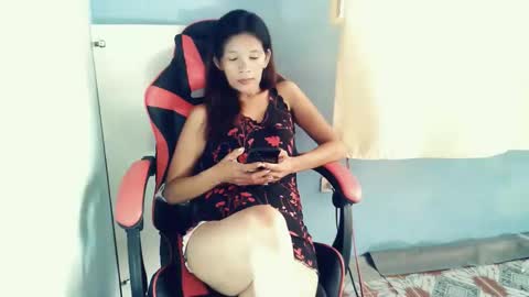 honey_mollyxx online show from May 16, 1:30 am