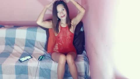 honey_mollyxx online show from October 17, 2:37 am