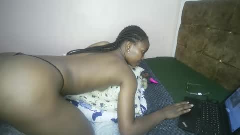 honey_nubia0 online show from December 2, 2:41 pm