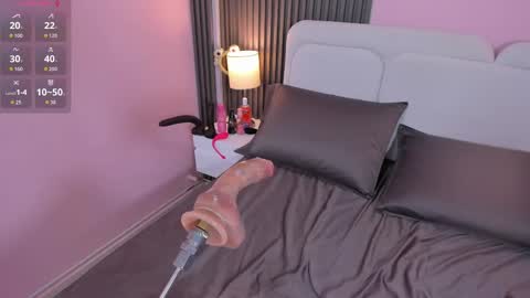 honey_sofii_ online show from October 9, 2:43 pm