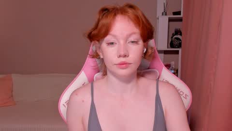 honeyautumn online show from February 2, 12:09 am