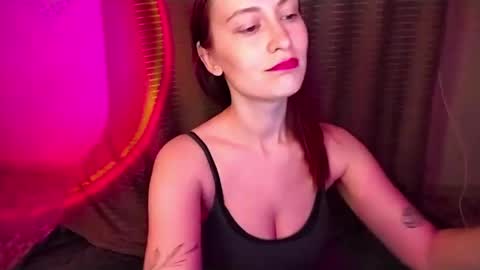 honeyy_bun online show from May 13, 10:43 am