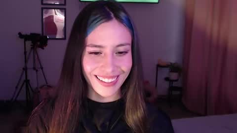    online show from February 14, 10:25 pm