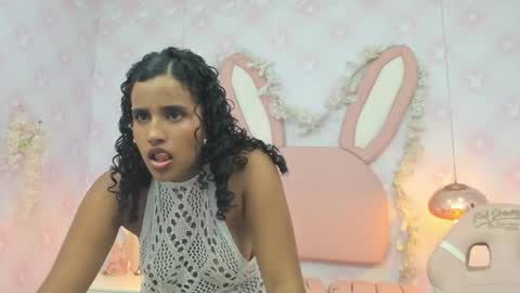 Horny Curls  online show from May 26, 4:34 am