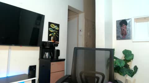 horny_princcess online show from January 30, 9:15 am