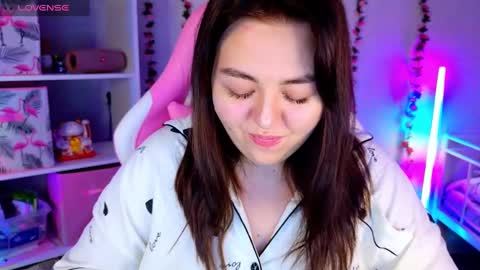 Snapshot of hornycakee chatting on March 12, 3:57 am HornyCakee online show from March 12, 3:57 am