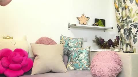 hot69milf online show from March 8, 3:48 am