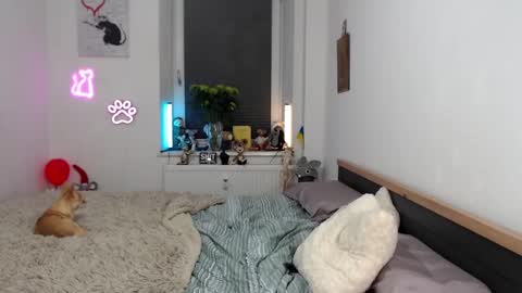 Snapshot of hot_berry69 chatting on September 15, 10:17 pm Dashka online show from September 15, 10:17 pm