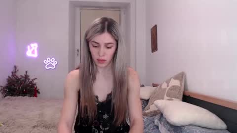 Snapshot of hot_berry69 chatting on January 6, 10:26 pm Dashka online show from January 6, 10:26 pm