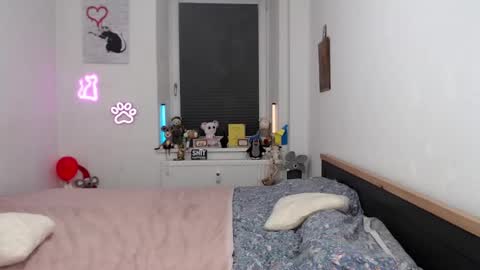 Snapshot of hot_berry69 chatting on October 4, 10:36 pm Dashka online show from October 4, 10:36 pm
