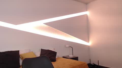 Alana online show from February 21, 8:49 pm